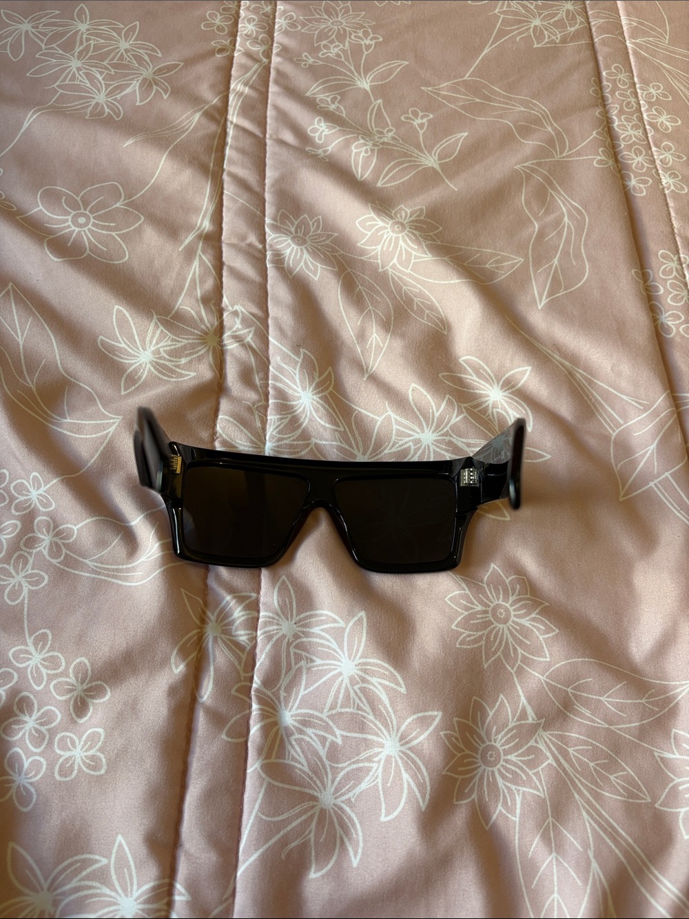 Celine Flat-top shield sunglasses 60 MM in black - Picture 6 of 17